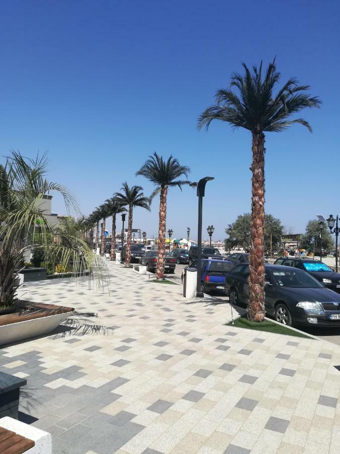 Appartamento Alfie Mamaia Nord Năvodari Esterno foto